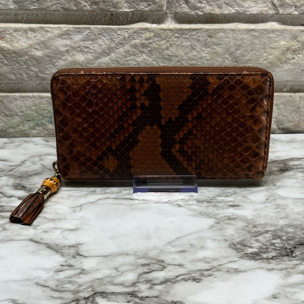 GUCCI SNAKE SKIN BAMBOO SERIES LONG ZIP WALLET. EUC.